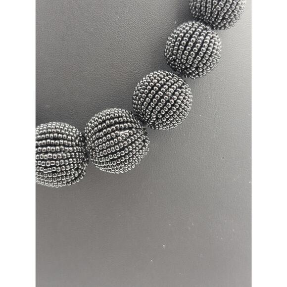 J. Crew Black Graduated Seed Bead Ball 18"-22" Necklace - Picture 3 of 8